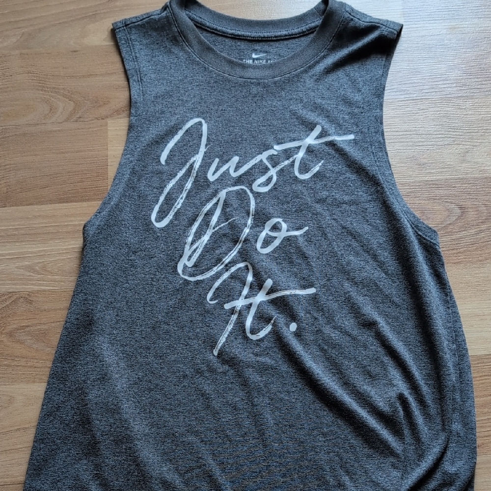 Nike Women's Charcoal Gray 'Just Do It.' Muscle Tee with White Script